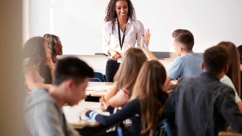 Réforme des concours enseignants et CPE : une incertitude budgétaire jugée inacceptable